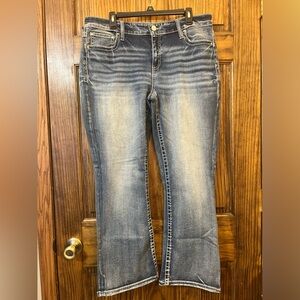 Daytrip Virgo Boot Cut Stretch Jeans 34S